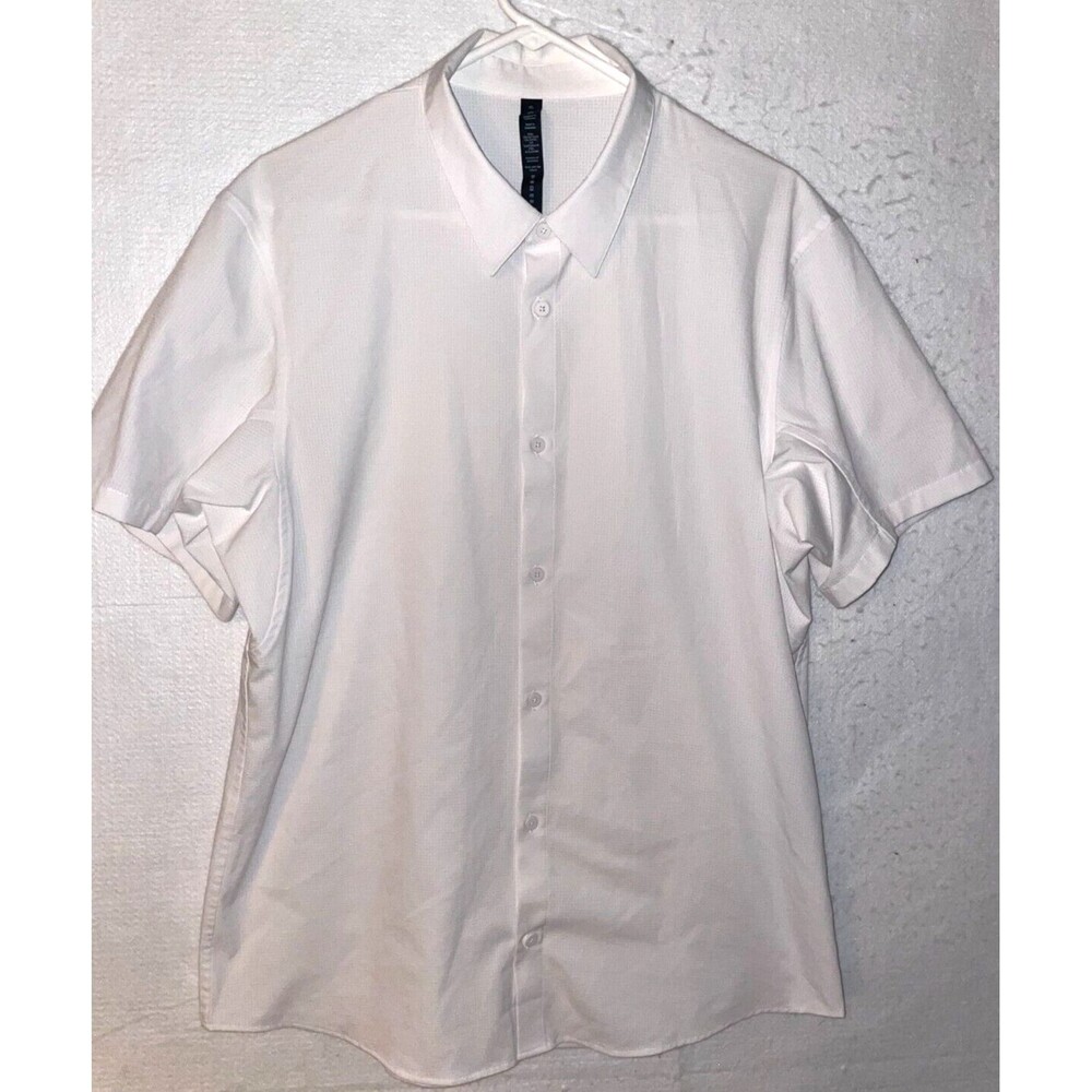 Lululemon Men's XL White Button-Up Live in Practice Easy Short Sleeve New